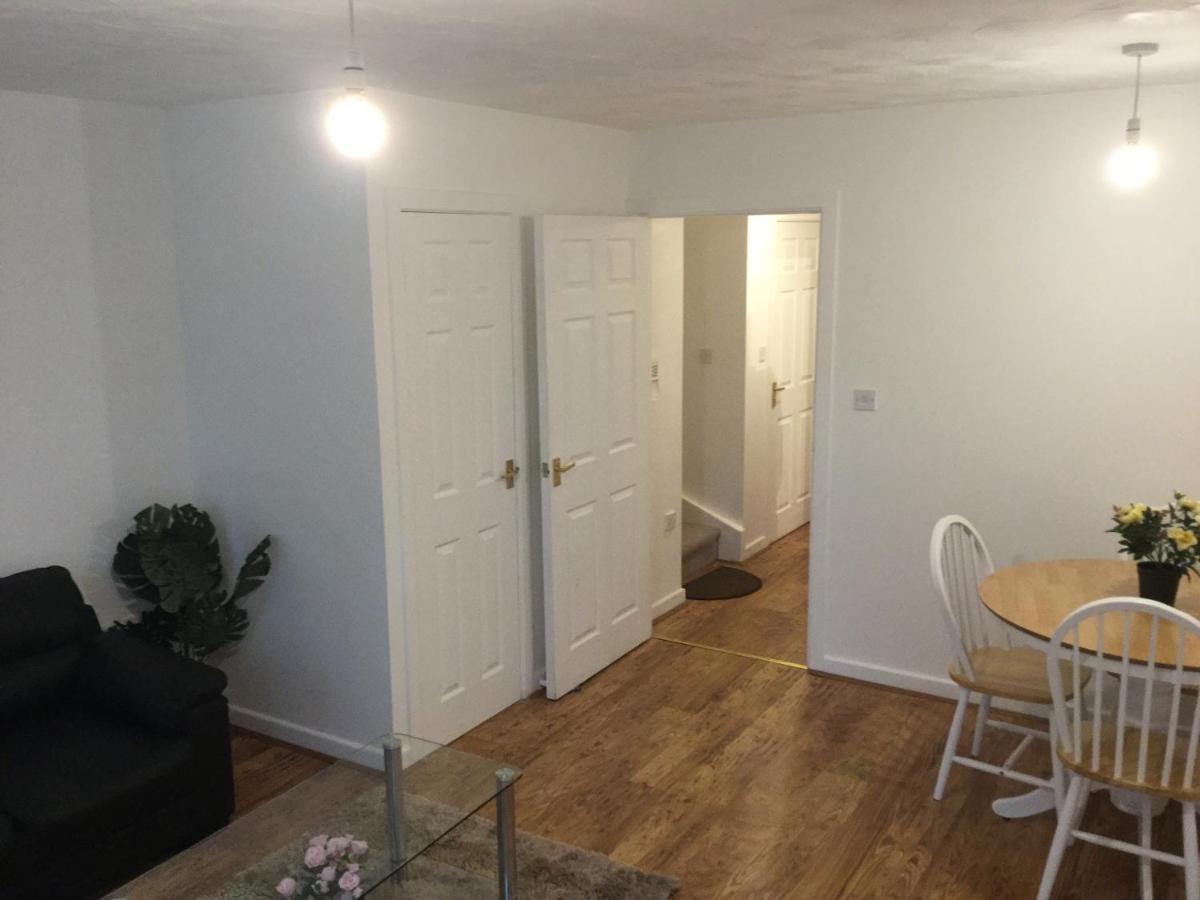 Appartamento Quiet Residential Area Within Easy Reach Of Town Manchester Esterno foto