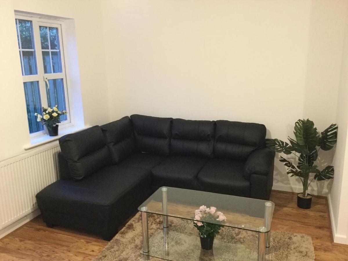 Appartamento Quiet Residential Area Within Easy Reach Of Town Manchester Esterno foto